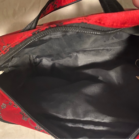 Red Floral Makeup Bag - Picture 4 of 7